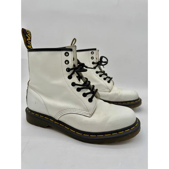 Doc Dr. Martens White Leather Combat Boots Size 9 | Classic Lace Up Chunky Sole - Picture 3 of 11